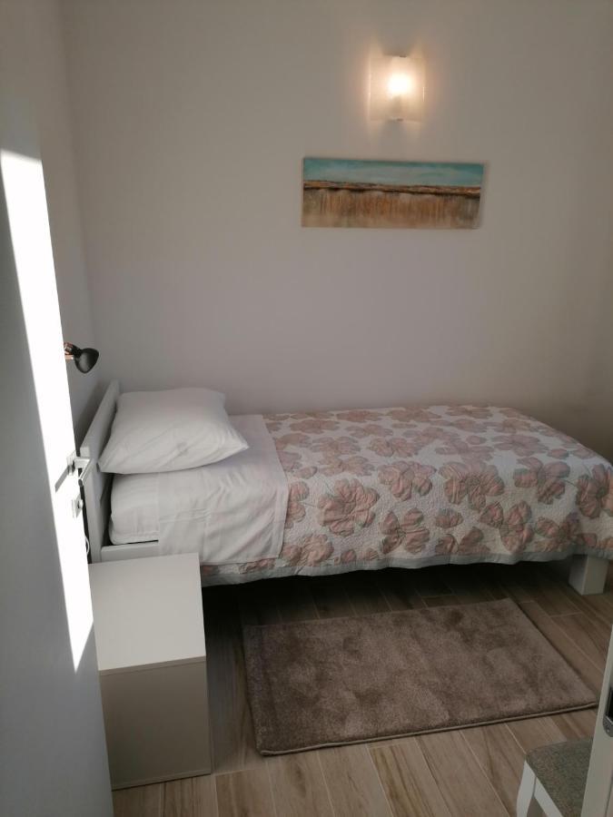 מאלינסקה Apartment Nada 2 מראה חיצוני תמונה