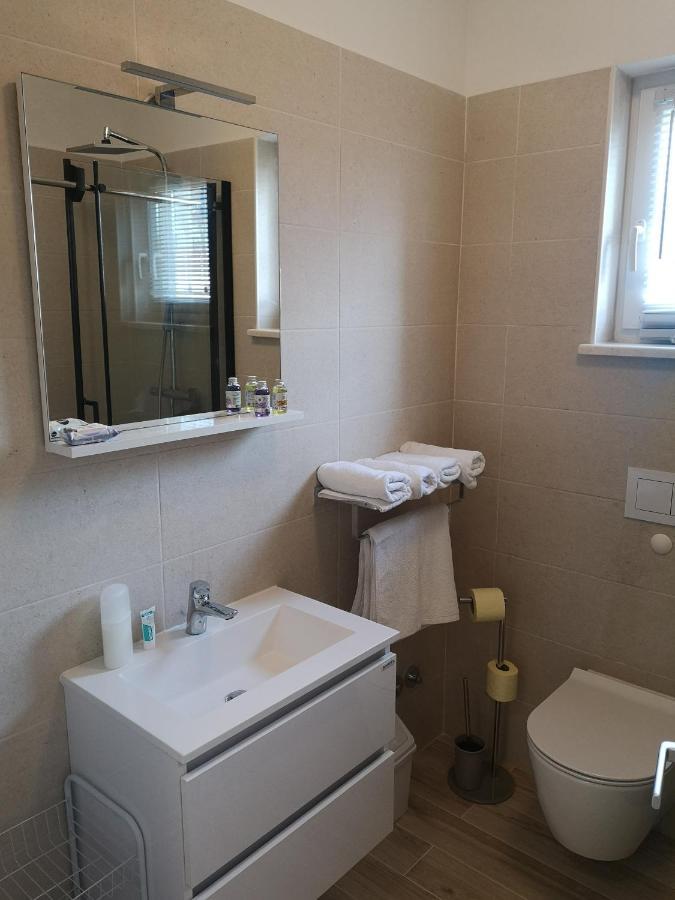 מאלינסקה Apartment Nada 2 מראה חיצוני תמונה